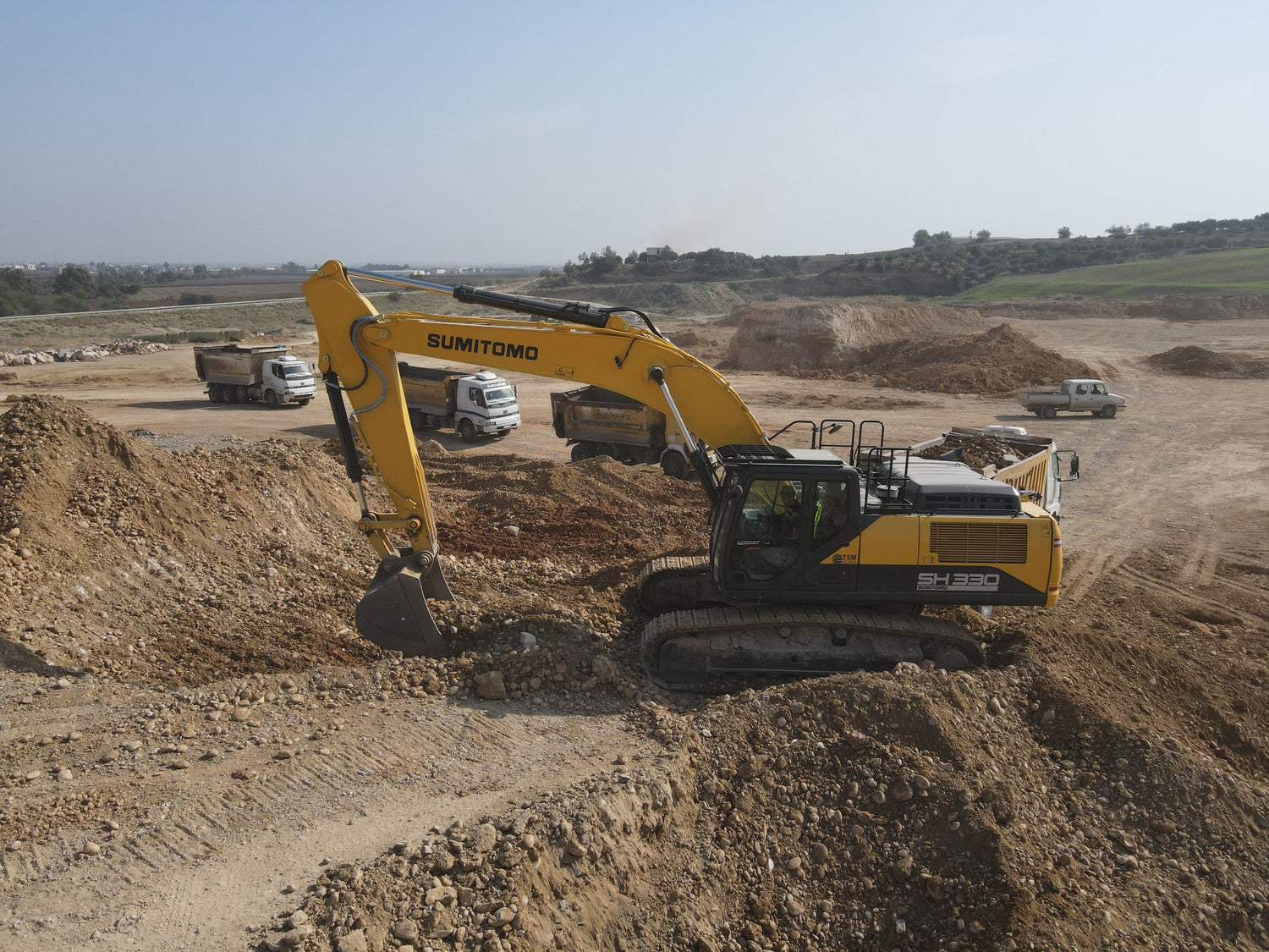 Sumitomo_SH330-7_3